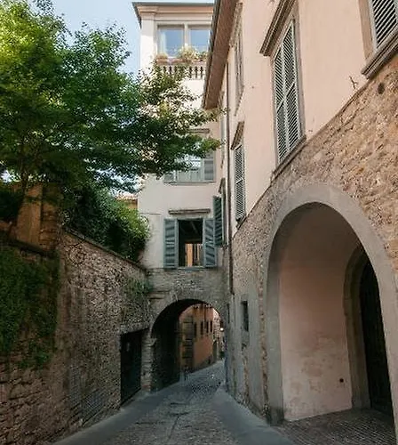 La Torretta Di Via Tassis