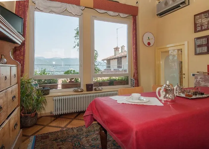 La Torretta Di Via Tassis Frühstückspension Bergamo