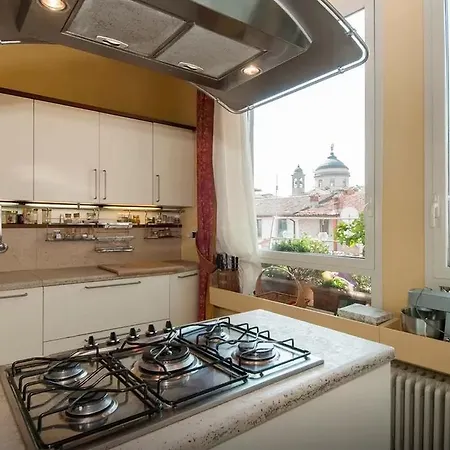 Bed and breakfast La Torretta Di Via Tassis *
