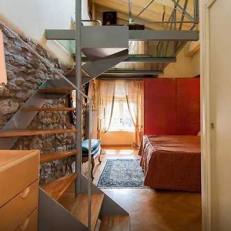 Bed & Breakfast La Torretta Di Via Tassis